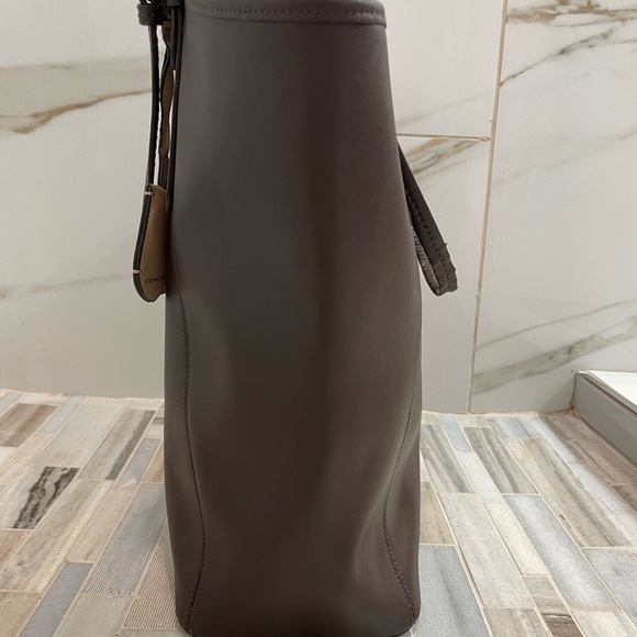 Coach  Brown Classic Leather Tote - Picture 11 of 16